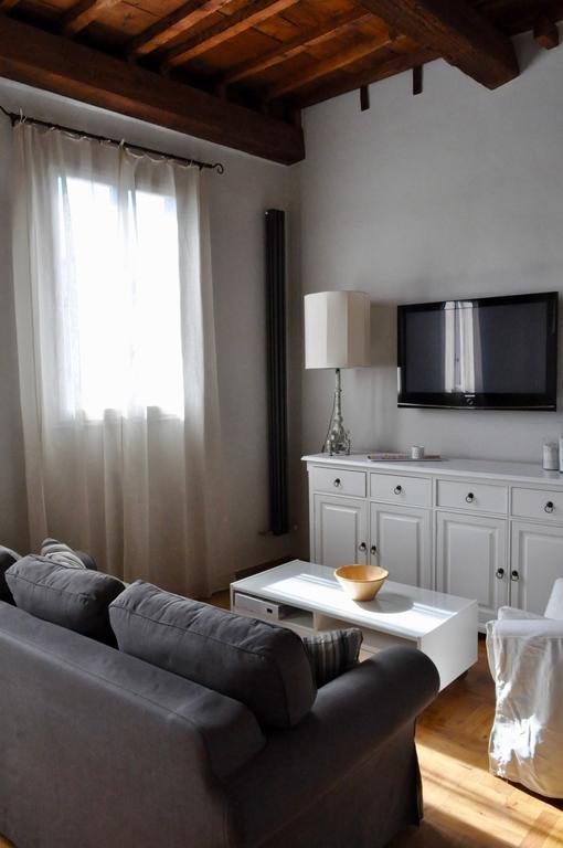 Borgo San Frediano - Flo Apartments Florenz Exterior foto